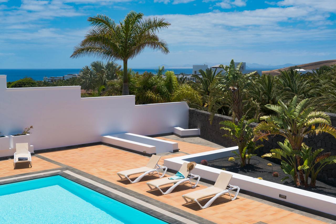 Villa Dedalos - A Luxury Large Villa With A Heated Pool In Puerto Calero Buitenkant foto